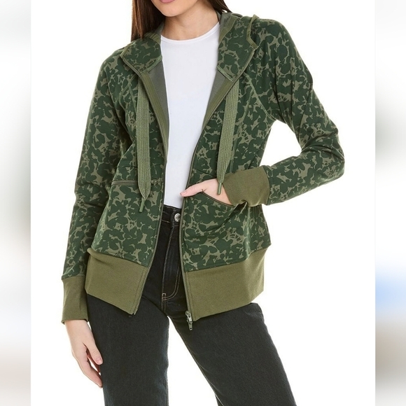 Cabi Camo Marathon Jacket Size Large Oversized Hood Thumbholes Like New - Picture 10 of 12